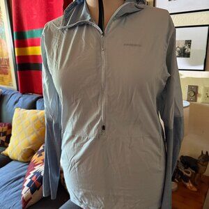 Never Worn Patagonia Women's Sky Blue Airshed Pullover Quarter Zip